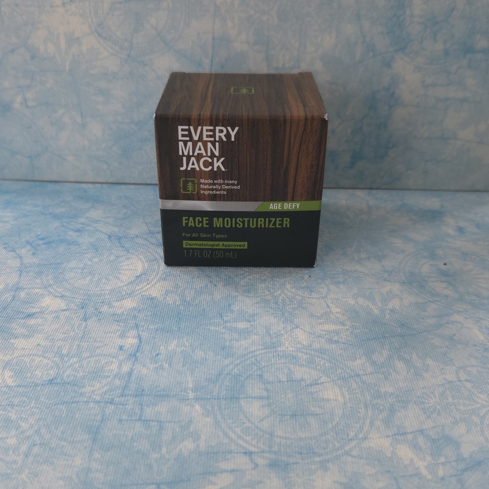 Every Man Jack Face Moisturizer - Brown and Green